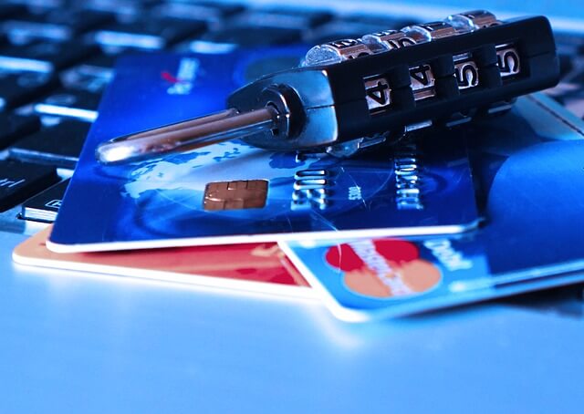 パスワードを盗まれたクレジットカード