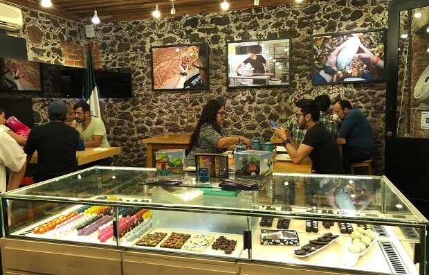Que Bo!のチョコレートお店のショーケース