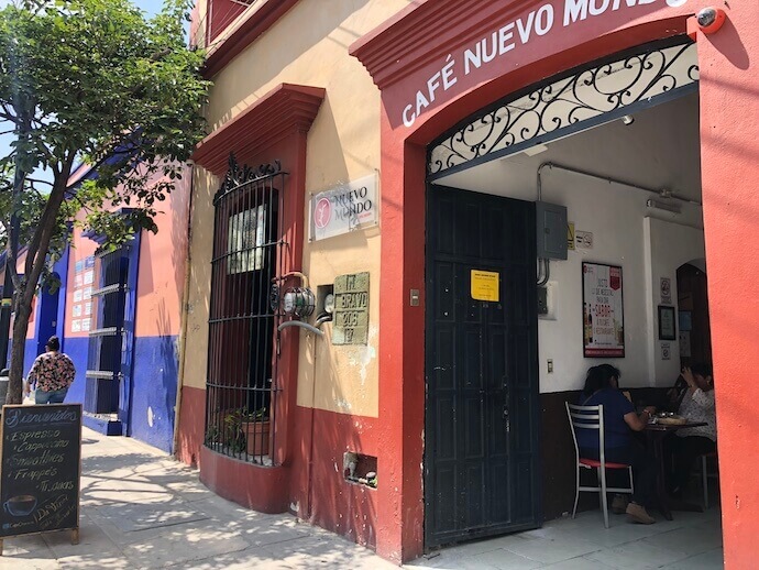 オアハカランチにおすすめ「カフェヌエボムンド」外見-2