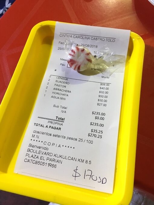カンクンのタコス屋