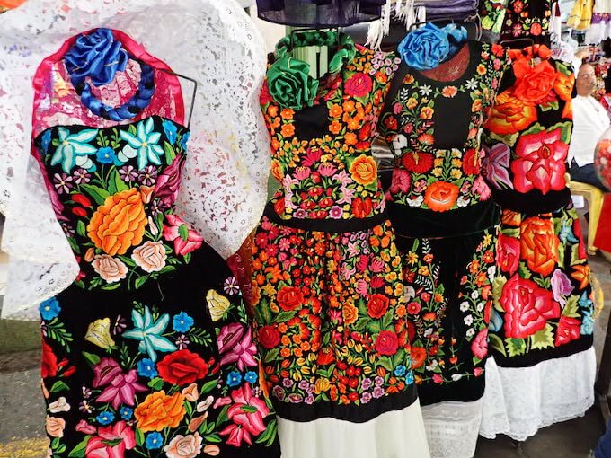 メキシコの民族衣装 手刺繡 オアハカ 値下げ袖なし